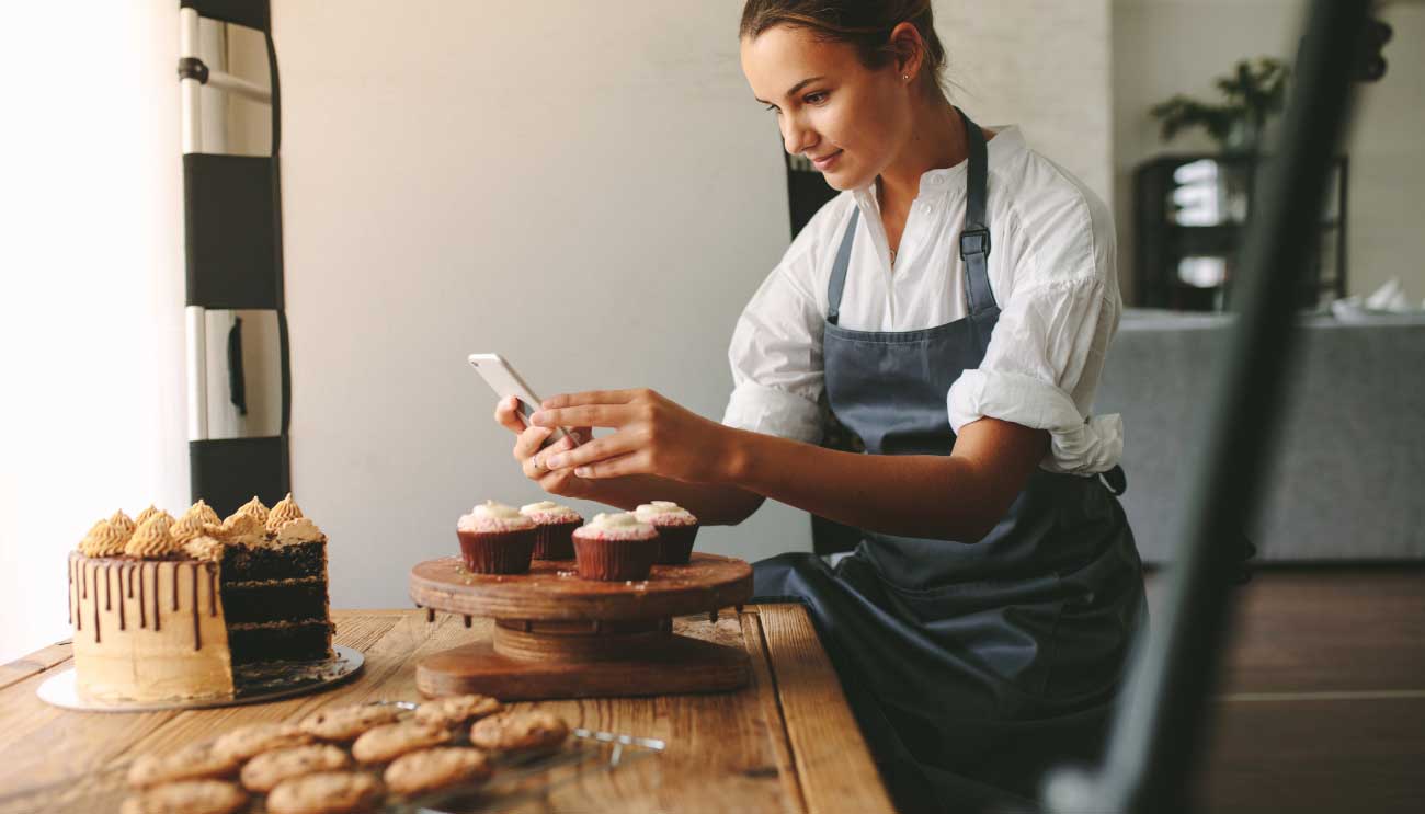 Bakey Treats on Social Media